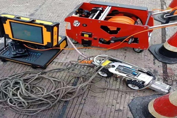 金安CCTV管道检测机器人