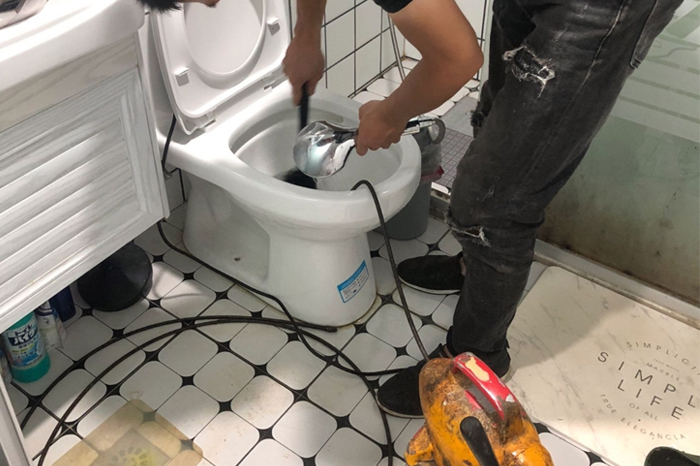 金安专业下水道打捞手机戒子项链等物品